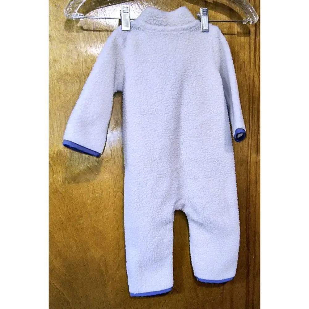 1900.  Carter's Fleecy One Piece Zip Up Jumpsuit Size 9 Months